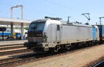 TXL 193 991 (91 80 6193 991-7 D-Rpool) mit einem LKW Walter-KLV, am 01.08.2026 in Budapest-Kelenf�ld.