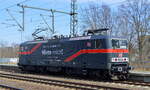 WFL mit der angemieteten  143 326-7  (NVR:  9180 6 143 326-7 D-DB ) am 14.03.22 Durchfahrt Bf.