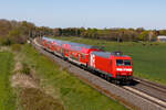 Ersatzverkehr im Expresskreuz Bremen/Niedersachsen. 145 039-7 der WFL mit den  historischen  Doppelstockwagen  aus Bremen nach Osnabr�ck bei Gessel. 28.4.26