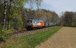 Leerer Sandzug vom Erzbunker Braunichswalde auf dem Weg nach Kayna mit der neu aufbereiteten 232 909 von Intertourex GmbH. Die Lok ist im April für das Wismut angemietet worden da die Maxima, welche sonst im Einsatz ist, wohl kaputt war. Aufgenommen am 28.04.2026 nahe Braunichswalde