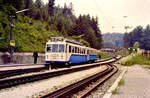 Bayerische Zugspitzbahn (BZB), Grainau Bahnhof mit Zahnradtriebwagen (BZB 5-6) im Sommer 1984