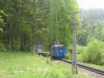 Ganz schn berrascht ahtte mich dieser Werkstattzug der Zugspitzbahn am 16.5.2008 am Bahnhof Eibsee, wo ich doch eigentlich auf den talwrtsfahrenden Zug gewartet hatte.