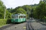 ET 4 der Drachenfelsbahn kommt am 22.07.2021 in der Ausweiche Schloß Drachenburg an