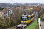 Stuttgarter Strassenbahnen (SSB).
Mit den Zahnradtriebwagen ZT4 1001 und ZT4 1002 aus dem Jahre 1982 auf der  ZACKE  zwischen Marienplatz und Degersloch unterwegs am 17. November 2021.
Foto: Walter Ruetsch 