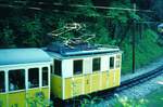 Wendelstein Zahnradbahn__Für Lok Nr. 2 beginnt die Bergfahrt. Folgezug schon in Sichtweite.__16-08-1973