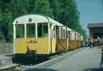 Wendelstein Zahnradbahn__ Bitte einsteigen zur Fahrt auf den Wendelstein !  Abfahrbereiter Zug im Talbhf.