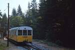 Nach kurzem Aufenthalt verlässt ein Zug der Wendelsteinbahn im September 1976 die Kreuzungsstation Aipl in Richtung Bergstation
