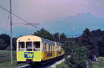 Zug der Wendelsteinbahn mit zwei Vorstellwagen (Abteilbauweise) im Sommer 1984