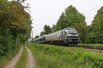 Retrack/VTG Stadler Eurodual mit einem BLG Autozug aus dem Norden Deutschlands auf dem Weg in Ruhrgebiet bei der Durchfahrt in Sythen am 1.6.2023
