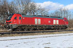 2159 234 Stadler in DB rot lösen mit der Zeit die in die Jahre gekommen Class Lokomotiven ab. 4.1.26 bei Hörlkofen als Lz.