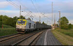 Mit Sattelaufliegern der SmartRail Logistics GmbH kommt 248 032-5 (Siemens Vectron Dual Mode) durch den Haltepunkt Zscherben Richtung Sangerhausen gefahren.