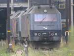 DSB 1526 und eine weitere ME stehen am 25.8.10 schlecht in der DSB Lokwerkstadt in Kopenhagen abgestellt