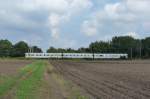 DSB IC 3 hat gerade den dnischen Grenzbahnhof Padborg verlassen auf dem Weg nach Flensburg, aufgenommen am 20.08.2011 in der Nhe des Grenzkruges  Zur Krone  bei Harrislee.