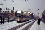 København / Kopenhagen Københavns Sporveje (KS) SL 2 (DÜWAG/Kiepe GT6 8xx) København K, Christianshavn, Torvegade / Christianshavns Torv im Dezember 1968.