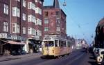 København / Kopenhagen Københavns Sporveje SL 5 (DÜWAG/Kiepe-GT6 890) København S, Amagerbro, Holmbladsgade im März 1972.