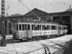 København / Kopenhagen Københavns Sporveje SL 2 (Tw 516 + Bw 1052) Sundby remise / Betriebshof Sundby im Februar 1968.