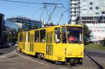 Estland / Straßenbahn Tallinn: KT4D - Wagen 133 (ehemals Cottbus) unterwegs als Linie 1. Aufgenommen im Juli 2013 am Platz  Viru väljak  in der Stadtmitte von Tallinn. 