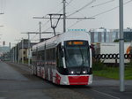 Ankunft der Linie 4 in der Endstation Ülemiste. Nicht weit entfernt von hier ist der Fernbahnhof Ülemiste. 4.8.2016