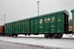 Der russische Schiebewandwagen 29017225 der RWD Services steht eingereiht im finnischen Grenzbahnhof Vainikkala.Bild vom 28.1.2016