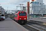 Durchfahrt am Abend des 11.07.2019 vom Gleisinspektionswagen Ttr 99 (99 10 9129 001-5), welcher von der NRC Finland betrieben wird, über Gleis 1 durch den Bahnhof von Tampere in Richtung Süden.