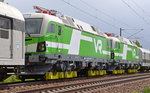 Die beiden für Finnland gefertigten Vectrons 103 304 und 303 wurden am 15.05.16 von Railadventure mit 103 222 nach Rostock überführt.