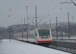 Sm3 7610 Pendolino verlt am 17.01.2006 den Bahnhof Helsinki C nach Turku, der Triebzug besteht aus 6 Wagen, Stromabnehmer haben die beiden mittleren.