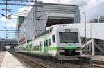 Am 22.07.2017 erreicht eine Doppeltraktion Sm4 aus Riihimäki den Bahnhof Tikkurila.