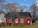 Altes Bahnwrterhuschen auf dem Auengelnde des Finnischen Eisenbahnmuseums in Hyvink, 3.5.13