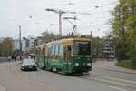 Fahrzeug 106 der HKL/HST vom Typ Valmet MLNRV 2 am 14.5.2022 kurz nach der Abfahrt von der Haltestelle Olympiaterminaali der Linie 2 (Olympiaterminaali – Länsi-Pasila) in Richtung