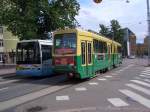 Straenbahn 3B in Helsinki, Aufgenommen am 10.08.2008:  Diese Straenbahn bietet mit ihrer Linienfhrung wie eine 8 eine ideale Mglichkeit zur Stadtbesichtigung.