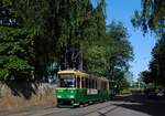 Tw.74 als Linie 4 in der Endstelle Munkkiniemi, die nahe am Strand gelegen ist.