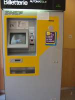 Fernverkehrsfahrkartenautomat in Obernai.