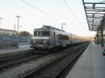 Hier BB522351 mit TER17494 von Nice Ville nach Marseille St.Charles, bei der Einfahrt am 26.7.2010 in Marseille St.Charles.