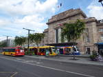 Bus, Tram und Tam-Train in trauter Dreisamkeit vor dem Bahnhof imn Mulhouse (Mühlhausen) Frankreich am 27.7.2017