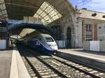 Ein TGV nach Paris steht abfahrbereit im Bahnhof Nice Ville, der zurzeit umgebaut wird. 9. März 2017.