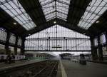Fast menschenleer prsentiert sich der Pariser Bahnhof  Gare d´Austerlitz  im Sdosten der Stadt. 15.1.2014 
