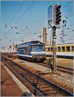 Gehört zu meinen Lieblingslok: Die SNCF BB 67000; hier die SNCF BB 67607 in Strasbourg. 

Analogbild vom September 1992
