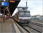 Die SNCF BB 67591 eignete sich perfekt, um mit meiner alten Kamera abgelichtet zu werden. Die formschöne Diesellok steht in Strasbourg und wartet mit ihrem TER 831830 (ab 17:01) nach Saint-Dié-des-Vosges (an 18:50) auf die Abfahrt. 

12. März 2024