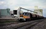 SNCF Y 8013 bespannt an einem Werkanschluss in Jeandelize bei Metz  am 28.9.1993 einen Dngerzug.