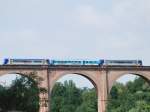 TER-Zug Carmaux-Toulouse fuhr ber den Fluss Tarn bei Albi (8.