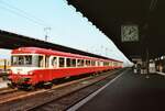 SNCF-Schienenbus, Straßburg Hauptbahnhof, 26.10.1983.