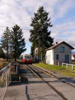 Der ehemalige SNCF Triebwagens X5852 vom Typ U-150 'Mobylette' im Bahnhof Guewenheim der Dollertalbahn im Oberelsass.