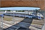 Bahnhof Morlaix mit Triebzug 27806 und  Walfisch  73583. (17.05.2018)