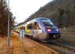 Elsaß_Thurtal-Bahn (vallée de Thur) Mülhausen-Kruth_X 73 661 [Alstom De Dietrich] in 3-fach Traktion im Endbhf.