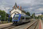 73527 mit TER 831566 Colmar-Metzeral auf Bahnhof Turckheim am 5-7-2014.