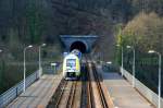 X69804 hat die Station Montherme passiert und berquert die Maas; 23.03.2012