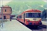 Der SNCF X 4521 steht im Bahnhof vom Breil sur Roya.