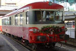 Mit ehemaligen Triebzügen der SNCF an den Weihnachtsmarkt Basel am 17. Dezember 2016.
Train Thur Doller Alsase mit XRABx 8508 + XBD 4395 im SNCF Bahnhof Basel, kurz nach der Ankunft.
Foto: Walter Ruetsch