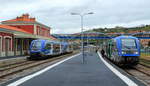 Im Bahnhof Le Puy-en-Velay treffen am 01.04.2017 die gerade aus Saint-Etienne angekommenen X 73709 und X 73636 auf die X 73704 und X 73 689, mit denen es weiter nach Clermont-Ferrand geht.