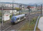 Der SNCF X 73608 verlässt Pontarlier als TER nach Dole-Ville in Richtung Frasne.